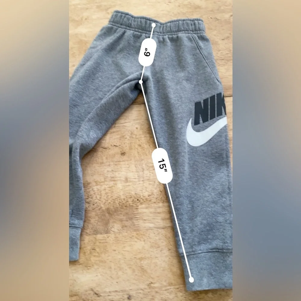 Nike Kids‎ Club Sz 4 XS Carbon Heather Logo Joggers